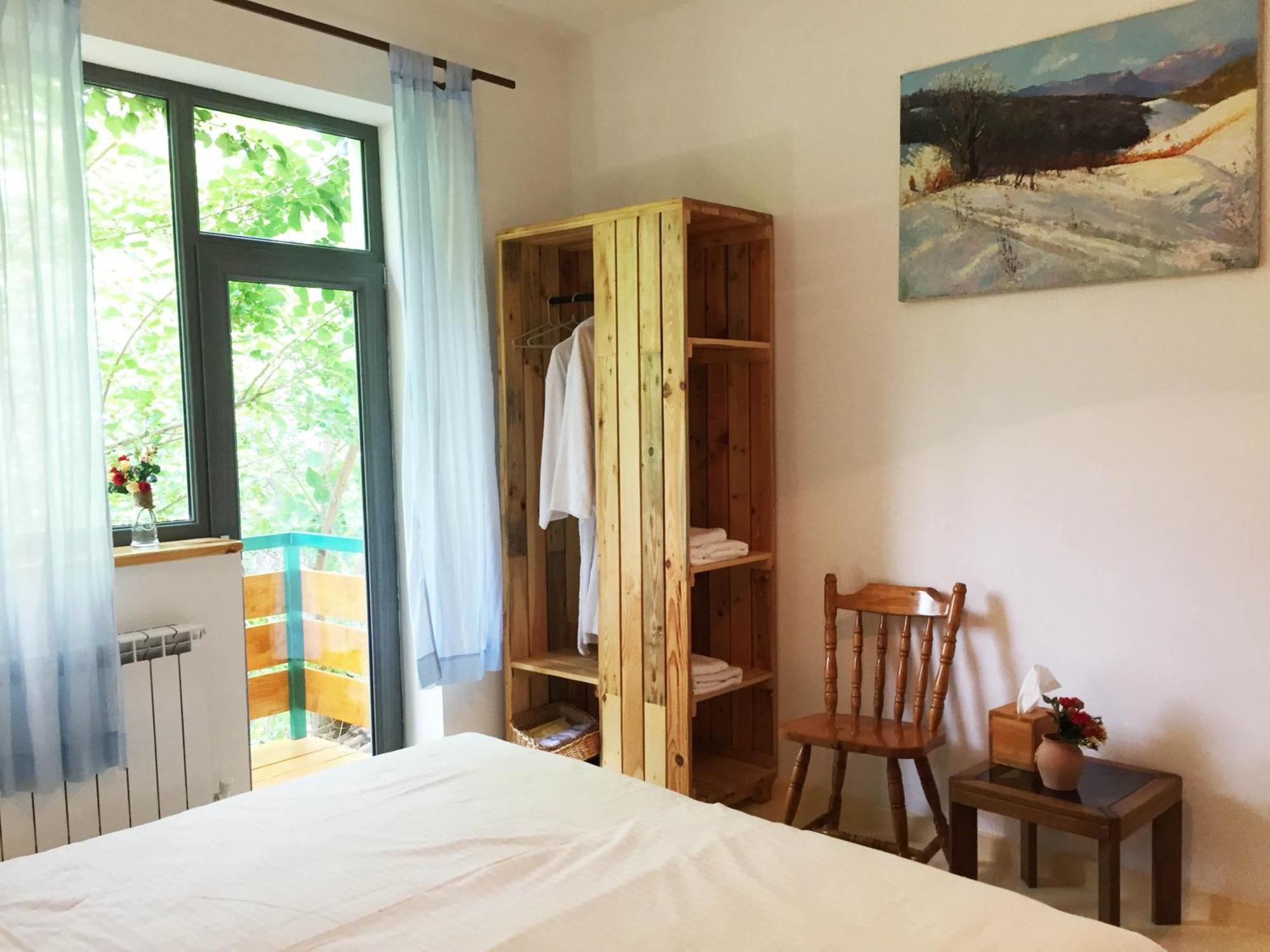 Green Stone Boutique Hotel Yeghegnadzor Rum bild