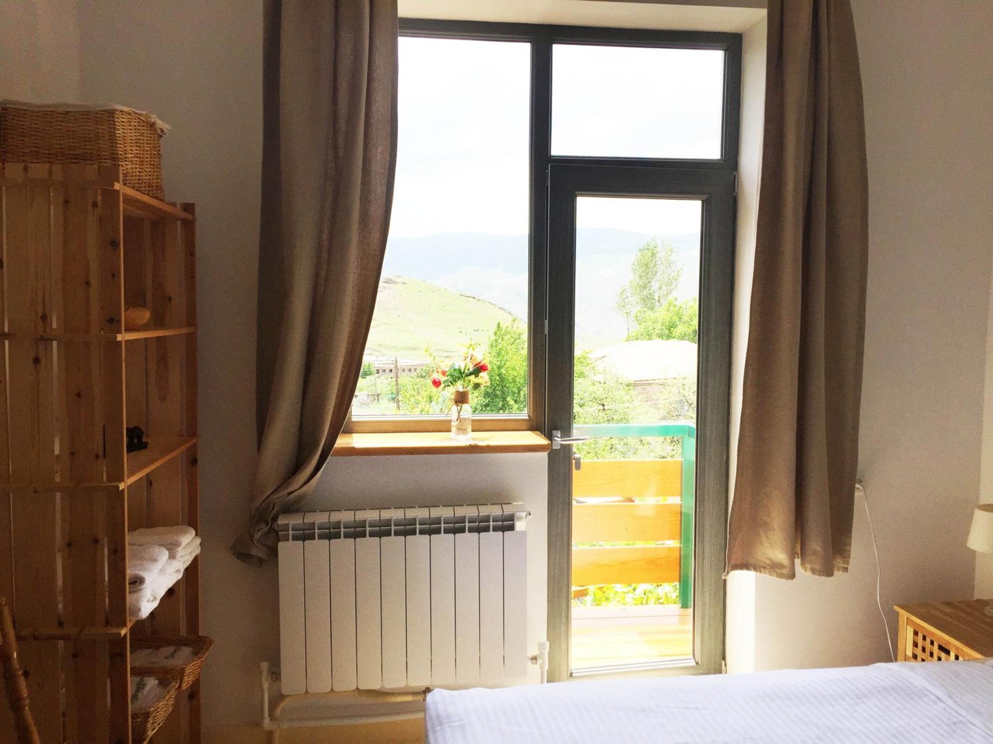 Green Stone Boutique Hotel Yeghegnadzor Rum bild