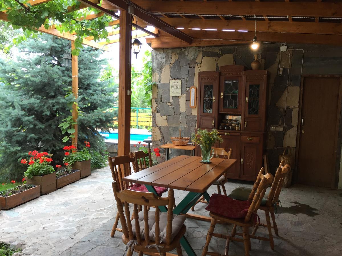 Green Stone Boutique Hotel Yeghegnadzor Exteriör bild