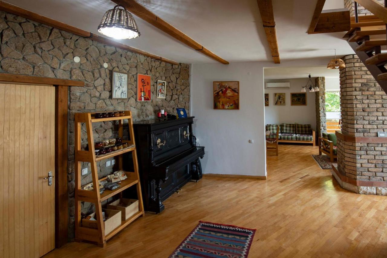 Green Stone Boutique Hotel Yeghegnadzor Exteriör bild